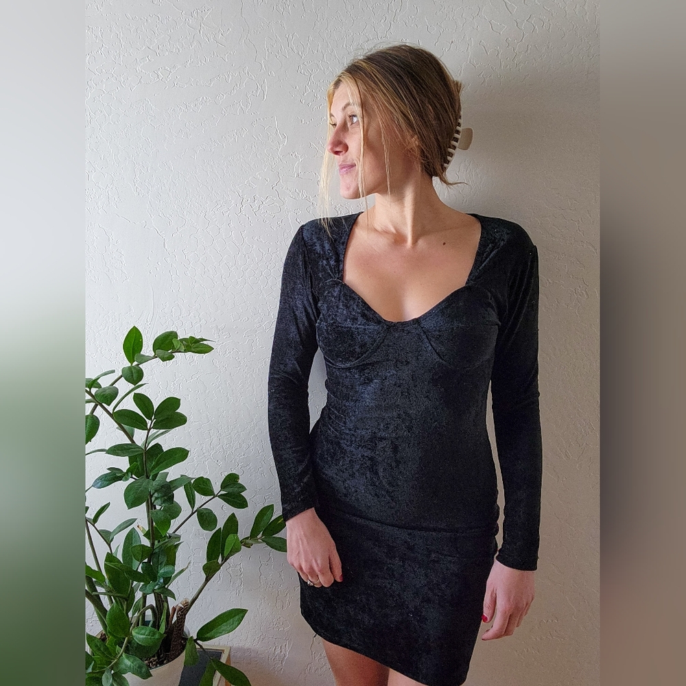 The cutest black velvet dress